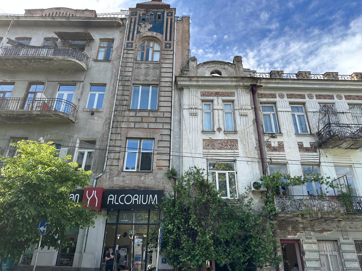 Salalak Lejlighed Tbilisi Eksteriør billede